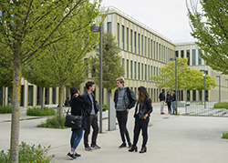 Le bâtiment S d'HEC Paris