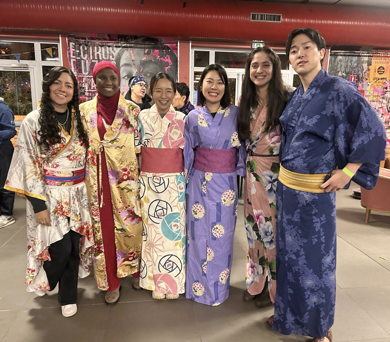 HEC Paris MBA students dressed in Japanese kimono robes at the HEC Paris Japan Night